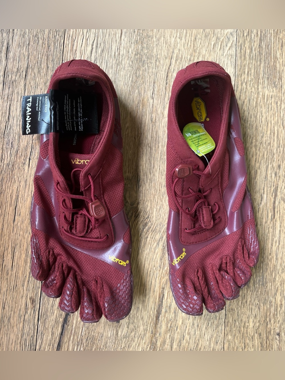 Women's US 9-9.5 EU 41 Vibram FiveFingers KSO EVO 19W0702 Burgundy - Picture 7 of 8